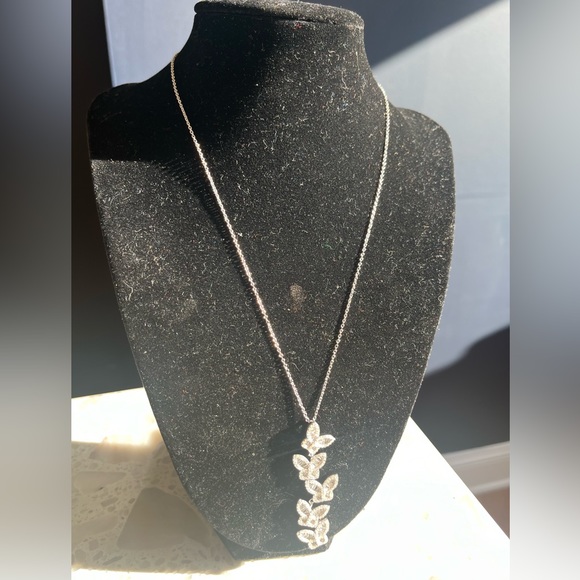 Flutter Butterfly Necklace - Picture 1 of 3